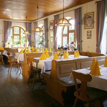 Pension-Metzgerei Hofer Inning am Holz エクステリア 写真